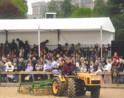 J Rayners & Sons working at the Royal Windsor Horse Show 2006
